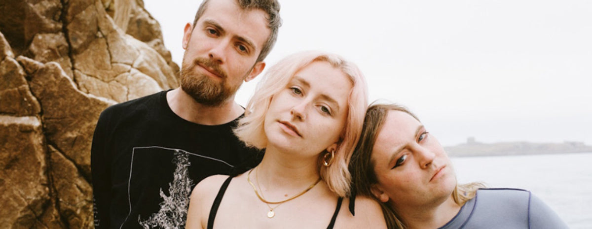 M(h)aol share video for "I Miss My Dog" & announce UK tour
