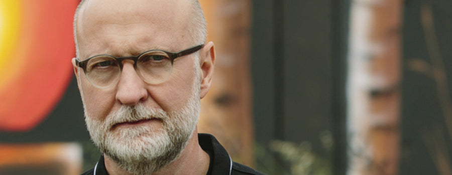 Bob Mould kicks off new solo electric tour dates with Buzzcocks cover