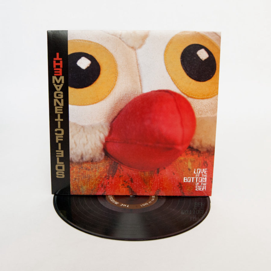 urlupload/https://www.mergerecords.com/stuff/contentmgr/files/0/391d0b085926ff4bebeae3915f6db504/image/439_magneticfields_latbots_lp_700px.jpg