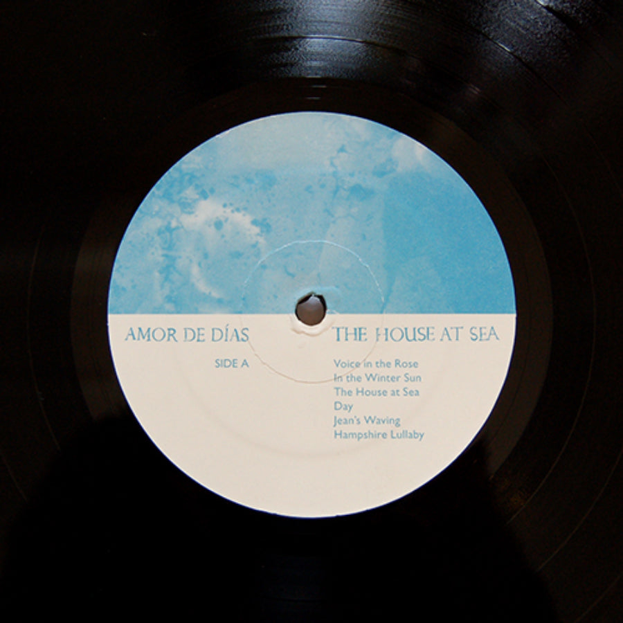 urlupload/https://www.mergerecords.com/stuff/contentmgr/files/0/007a88e504132479dfb80fe4c632ab73/image/467_amordedias_lp3_500px.jpg