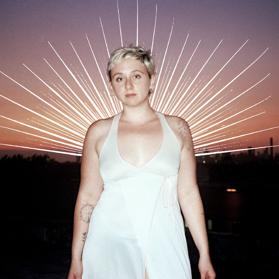 urlupload/https://www.mergerecords.com/stuff/contentmgr/files/8/6dc75293171660575d6bc92ce92ac63d/image/584_allisoncrutchfield_touristinthistown_900px_amazon.jpg