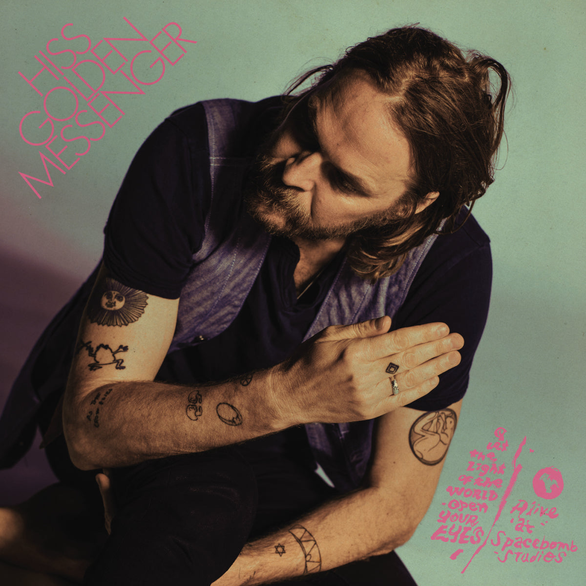 681_hissgoldenmessenger_aliveatspacebomb_1400.jpg