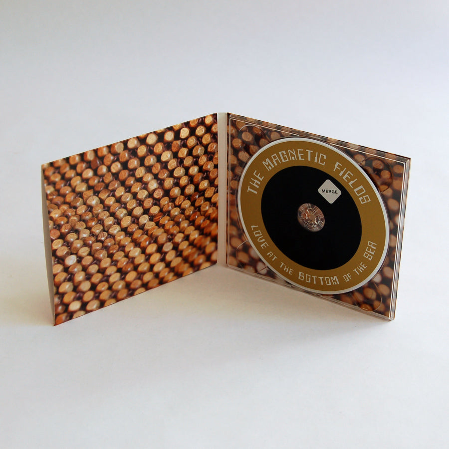 urlupload/https://www.mergerecords.com/stuff/contentmgr/files/0/391d0b085926ff4bebeae3915f6db504/image/439_magfields_cd_digi2.jpg